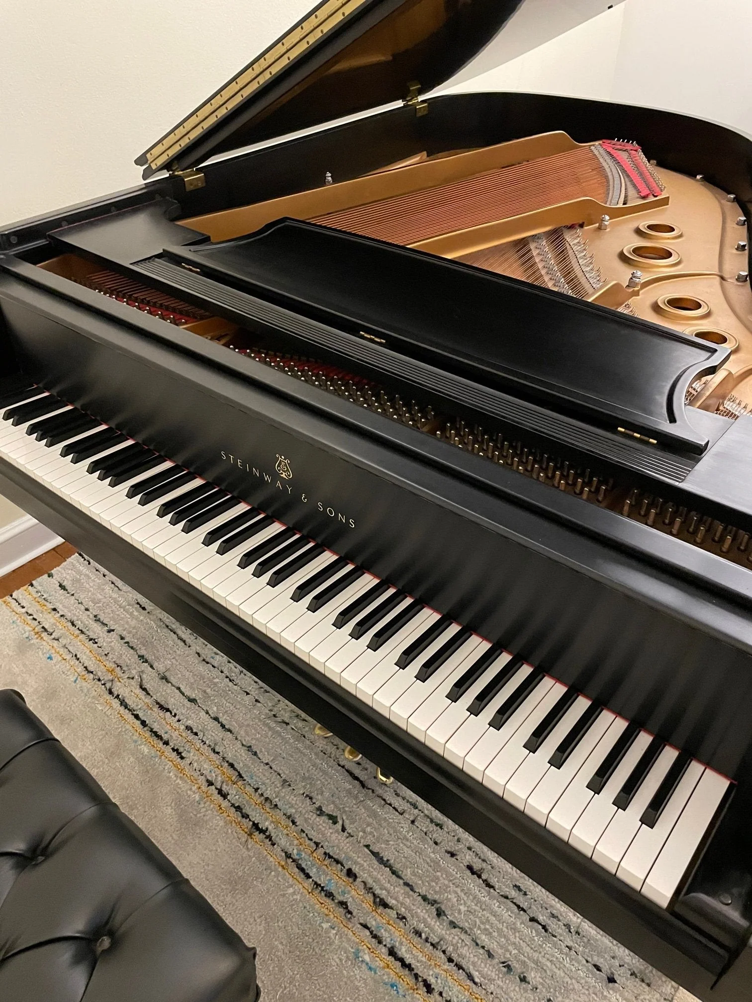 2000 Steinway Grand Piano Model L | Ebony - Image 3
