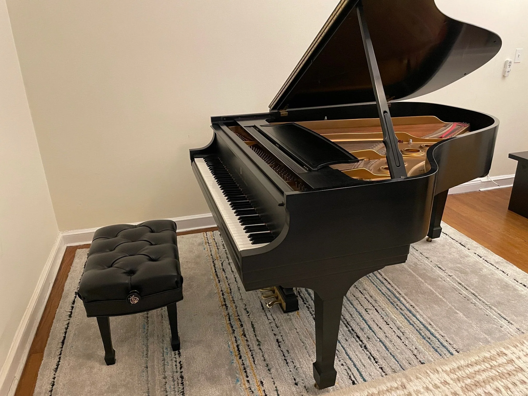 2000 Steinway Grand Piano Model L | Ebony - Image 6
