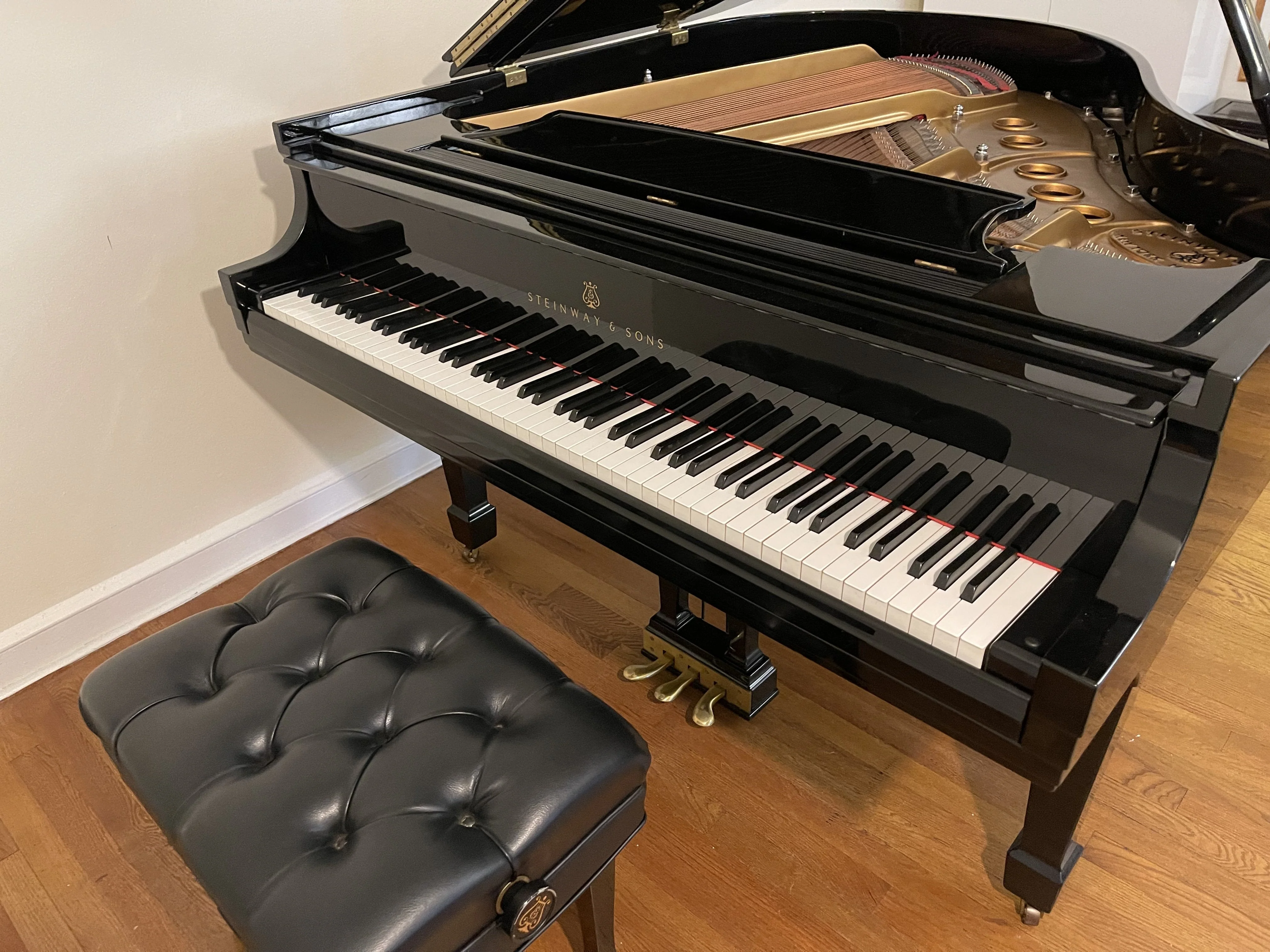 2000 Steinway Grand Piano Model S | High Gloss Ebony with Steinway Signature - Image 2